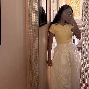 Bubbled hem maxi white skirt